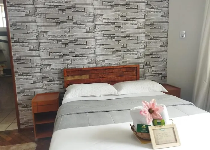 Hotel do aeroporto: Pousada Santa Mônica